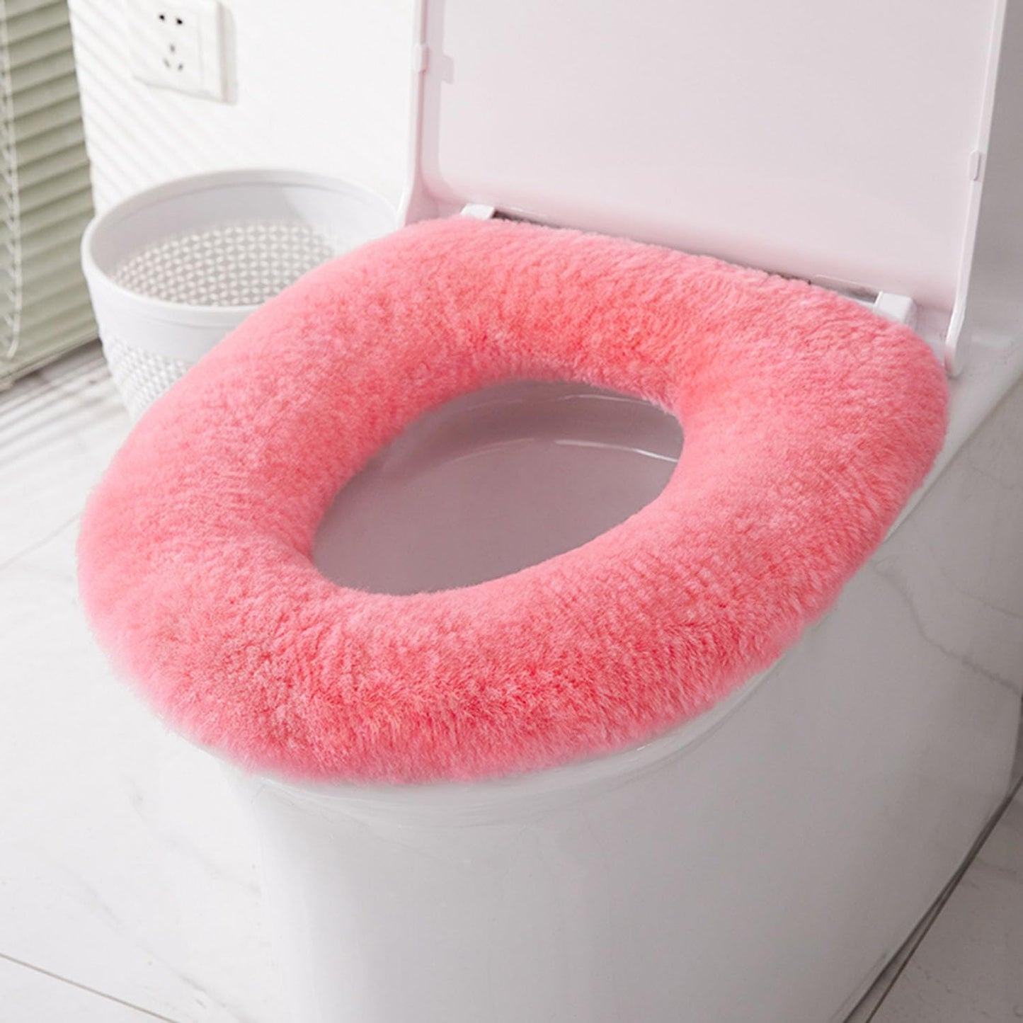 U&M Genuine Sheepskin Toilet Seat Cover Bathroom Soft Warm Reusable Real Fur Wool Toilet Seat Pads Easy Installation& Care